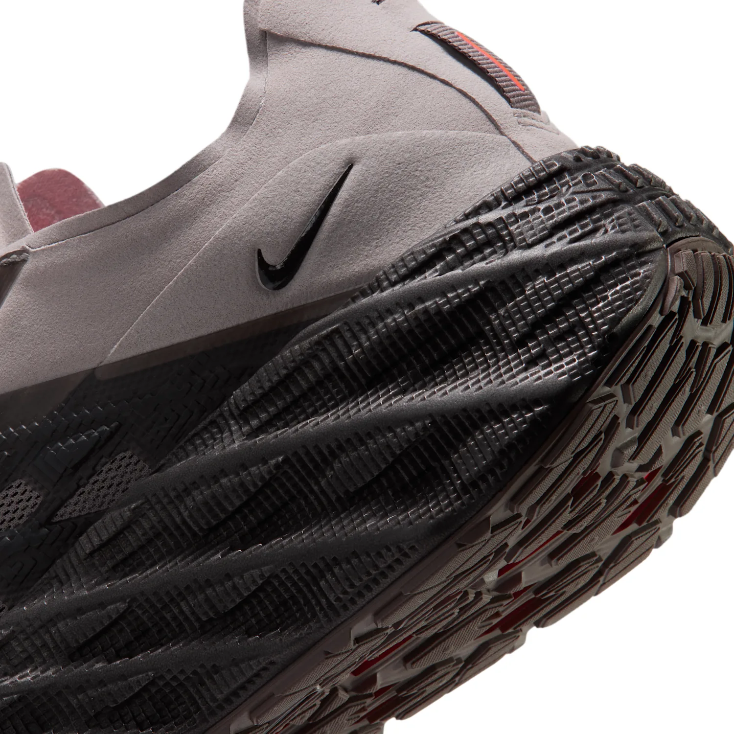 Nike Ava Edge image 8