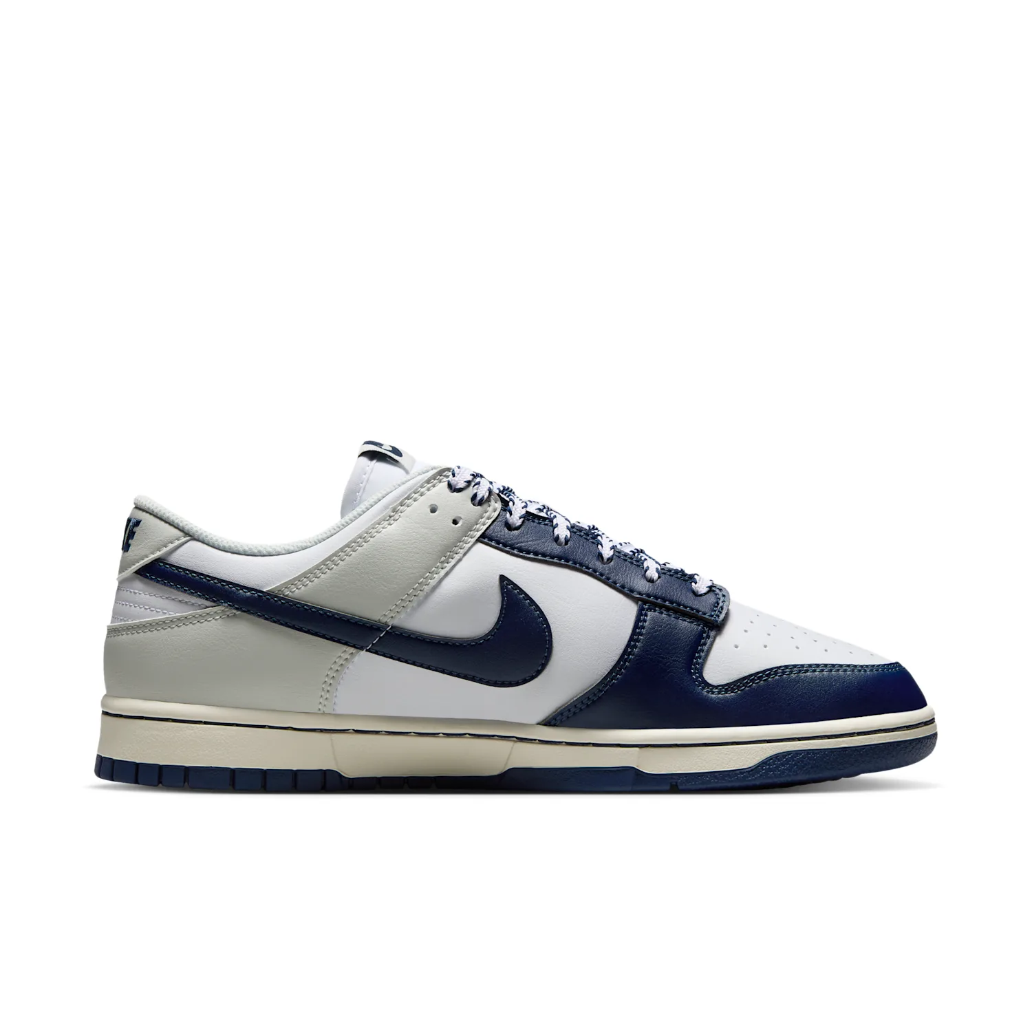 Nike Dunk Low Retro image 3