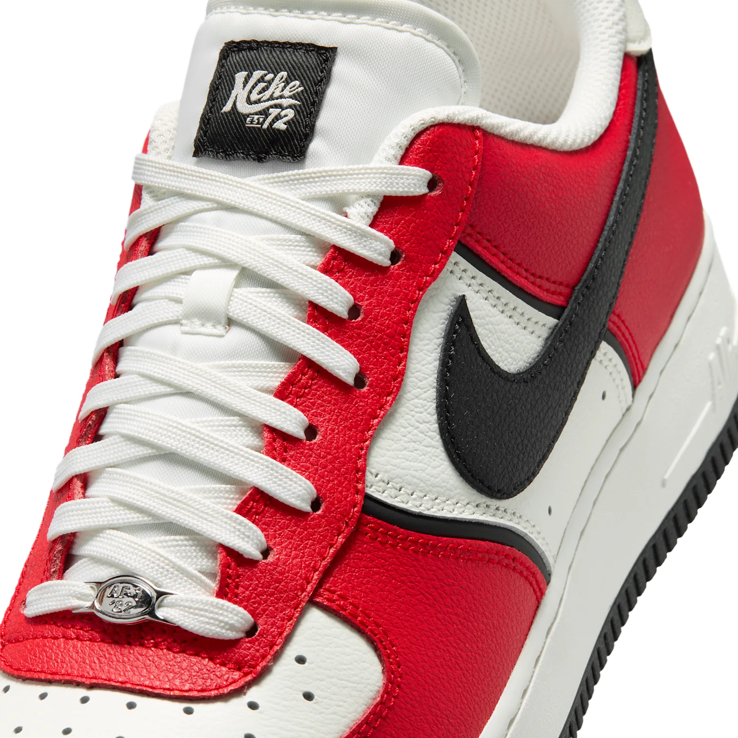 Nike Air Force 1 '07 LV8 image 7