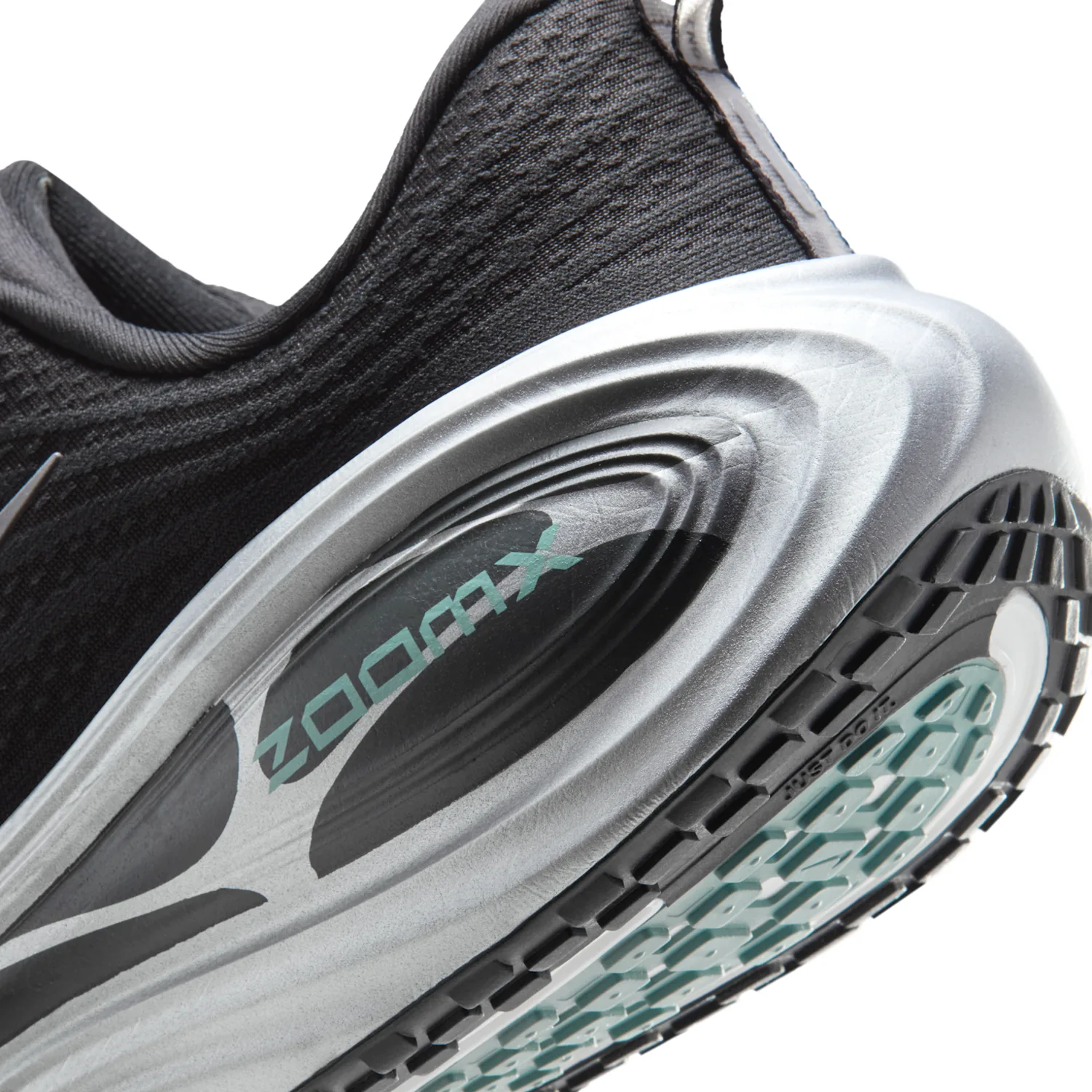 Nike Vomero Plus image 8