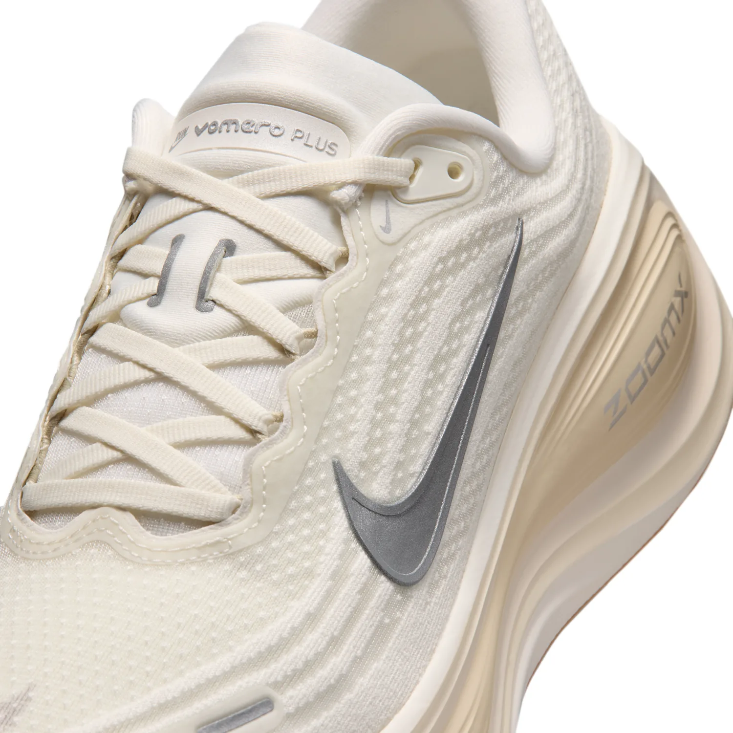 Nike Vomero Plus image 7
