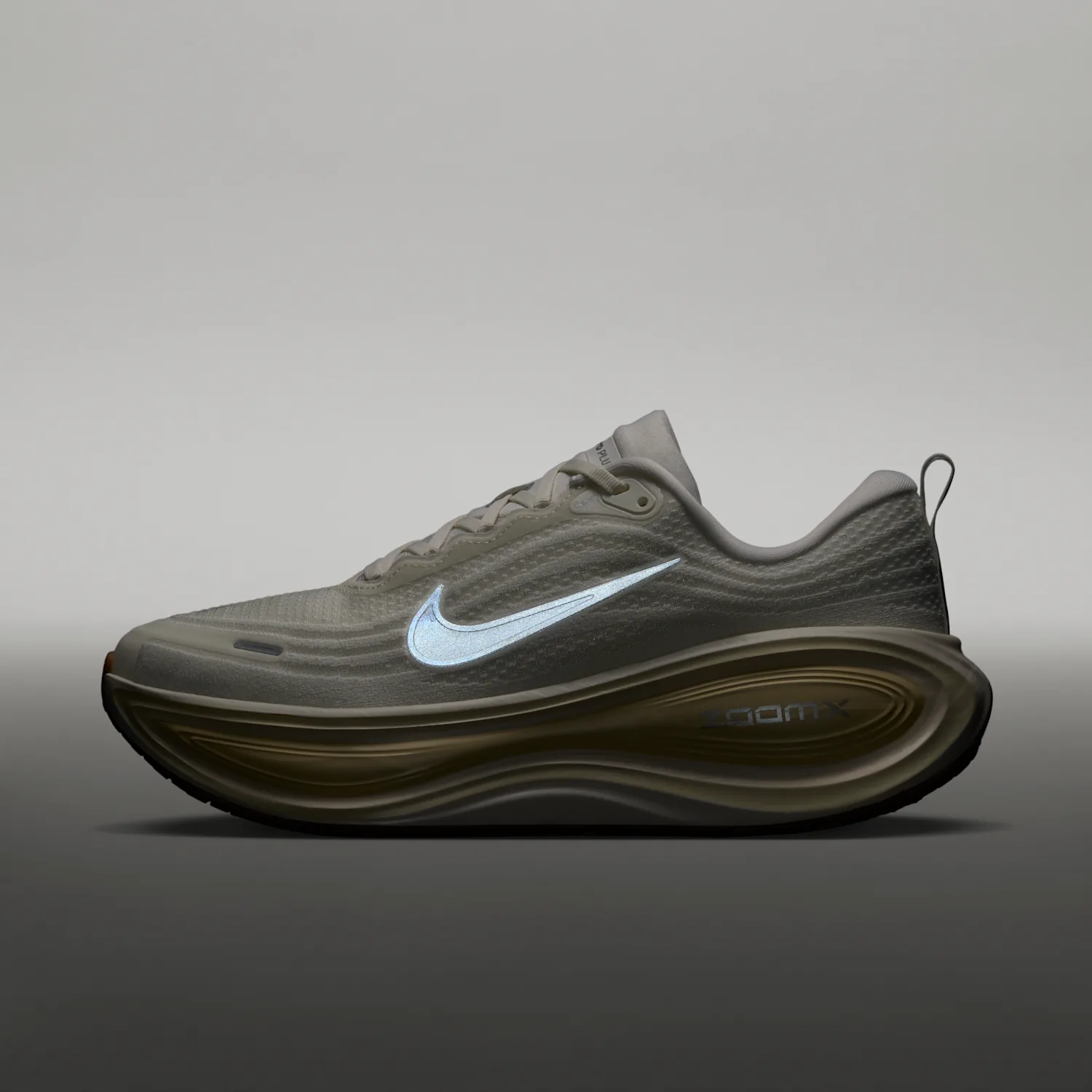 Nike Vomero Plus image 9