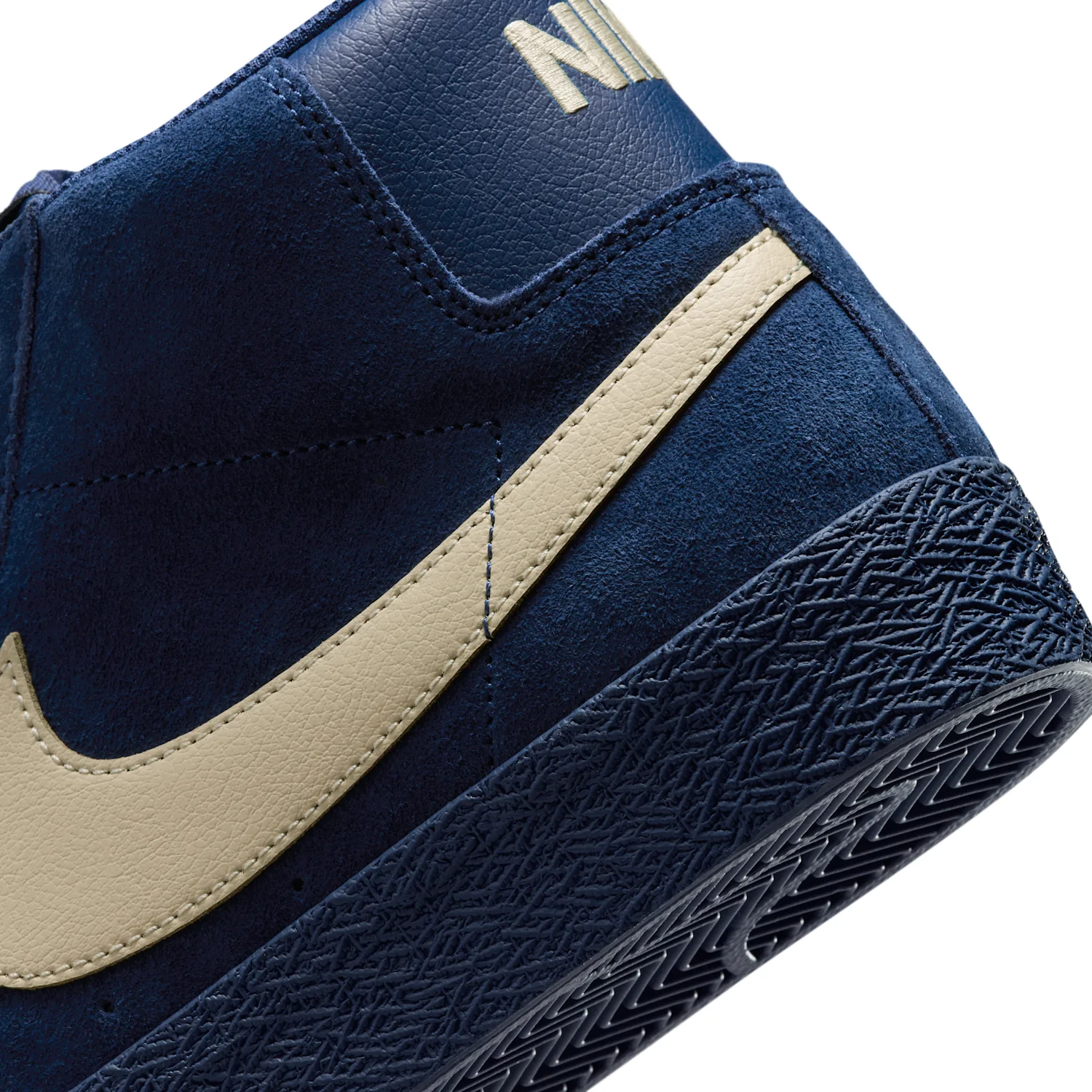 Nike SB Zoom Blazer Mid image 8