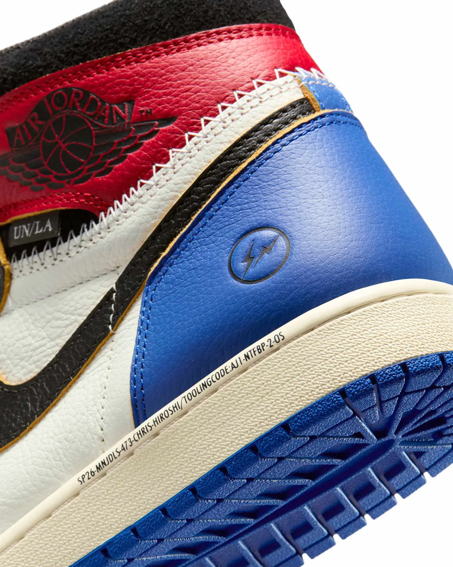 Air Jordan 1 Retro High OG x Union x Fragment image 11