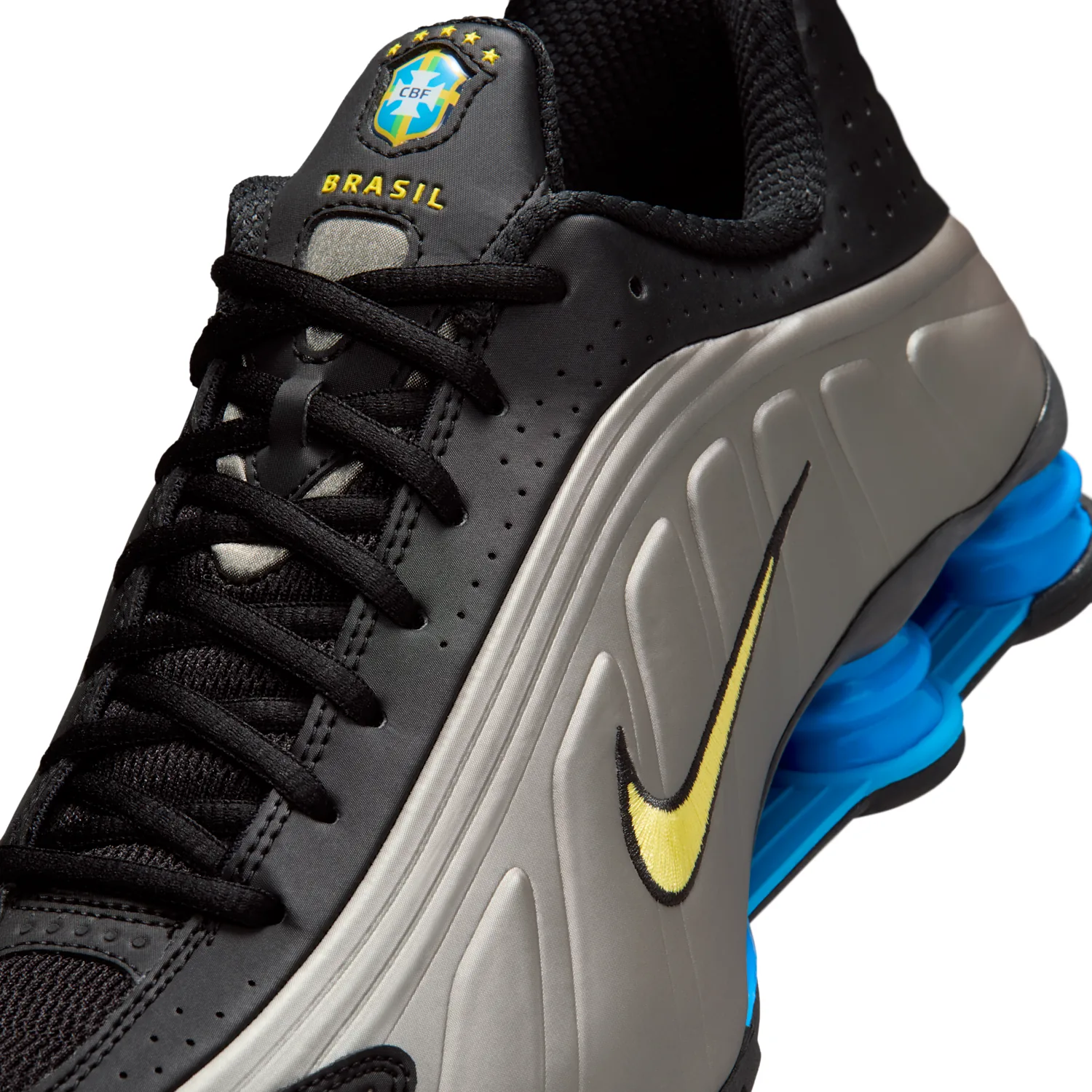 Nike Shox R4 image 7