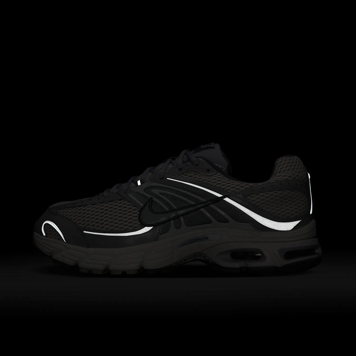 Nike Air Max Moto 2K image 9