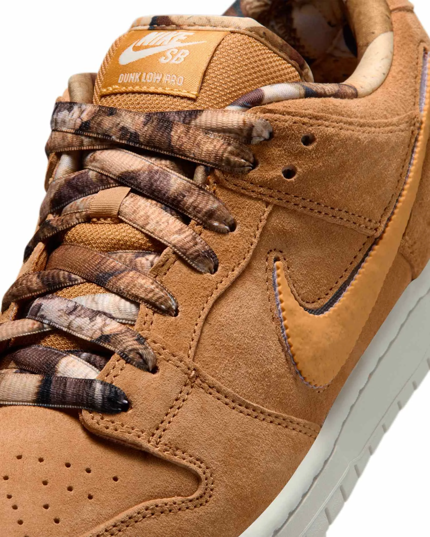 Nike SB Dunk Low Pro image 7