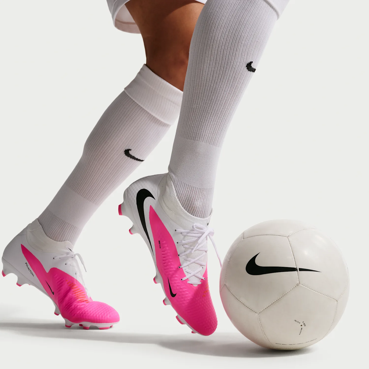 Nike Phantom 6 High Academy image 2
