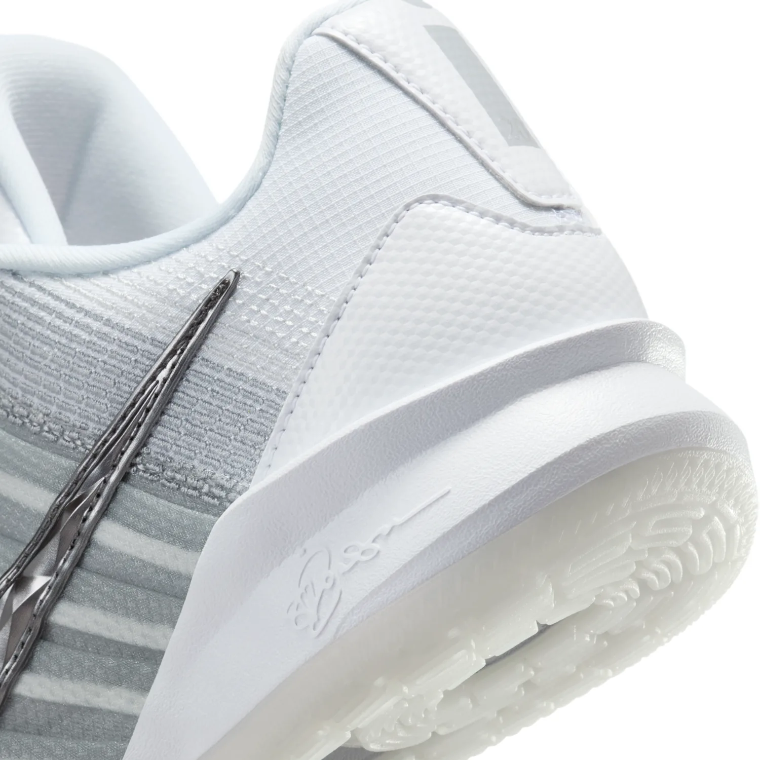 Sabrina 3 "Me Vs. Me" image 8