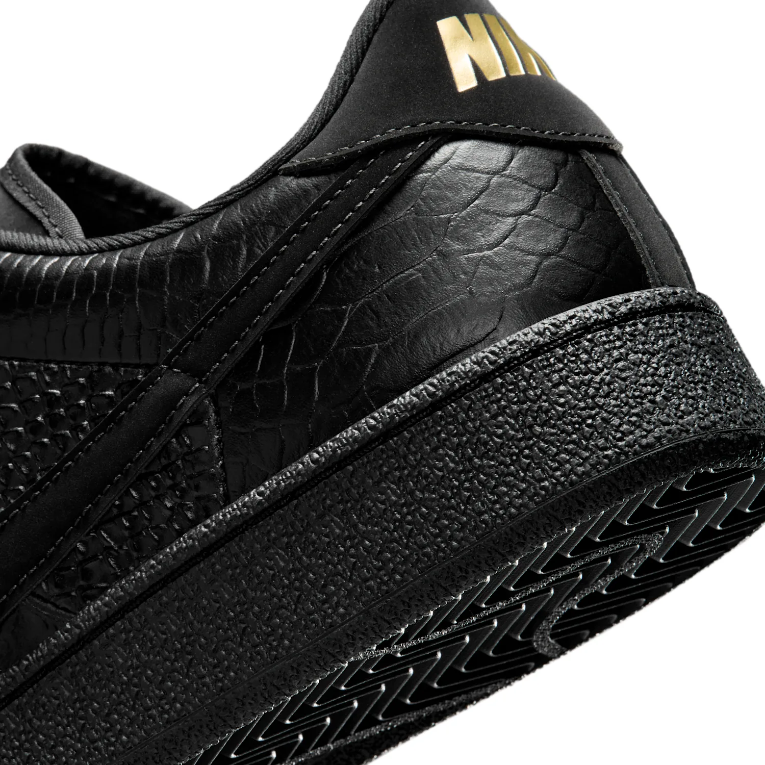 Nike Tennis Classic PRM image 8