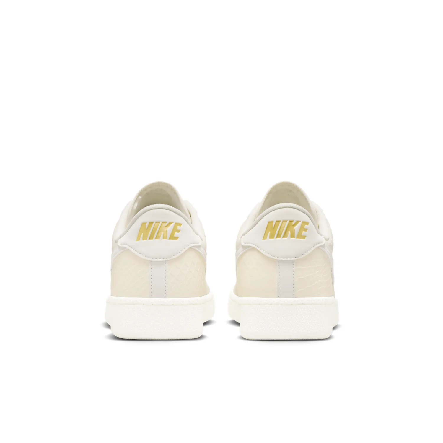 Nike Tennis Classic PRM image 6