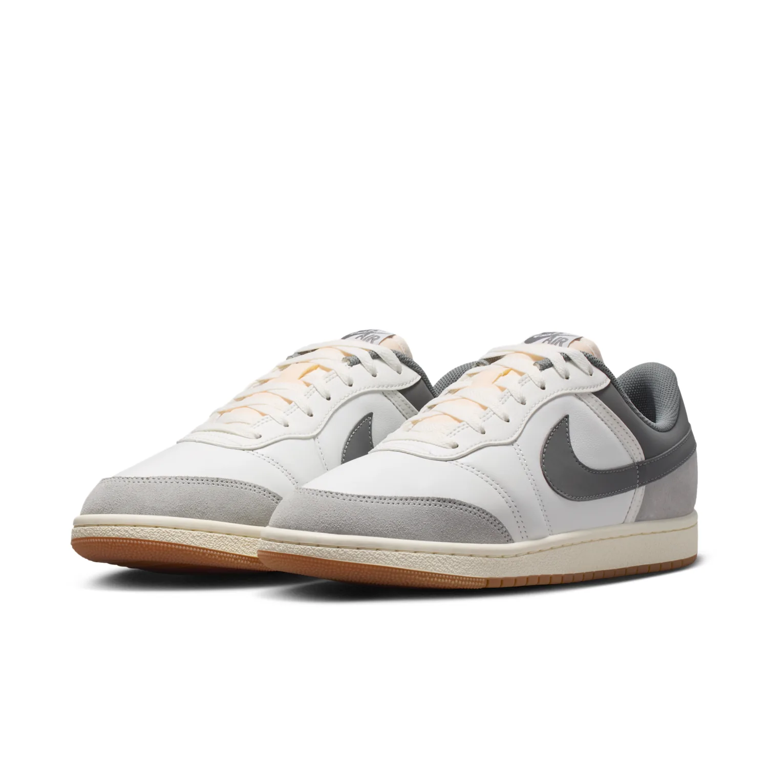 Air Jordan Skyline Low LE image 5