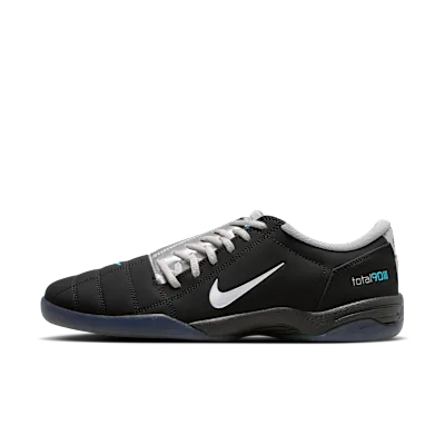 Nike Total 90