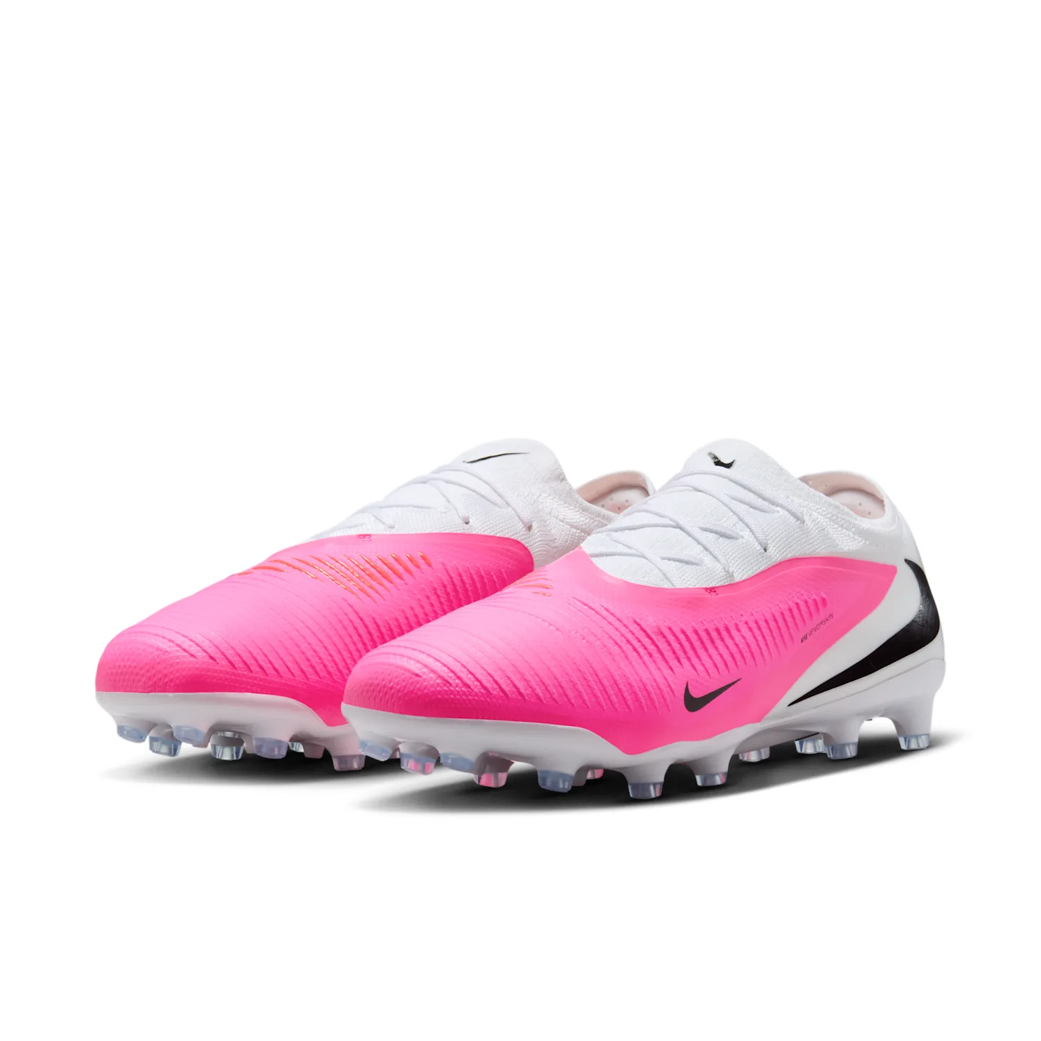 Nike Phantom 6 Low Pro image 5