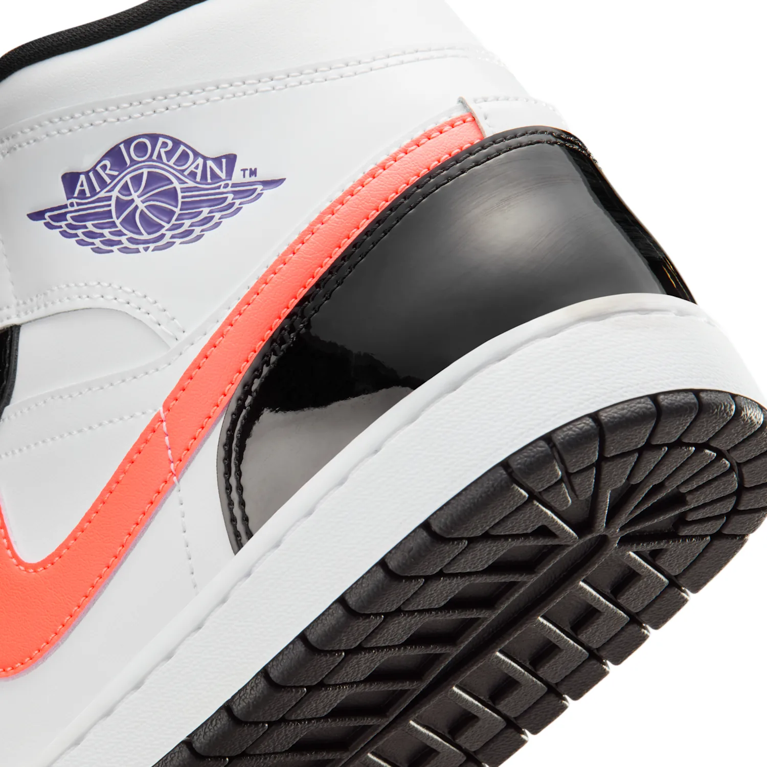 Air Jordan 1 Mid SE image 8