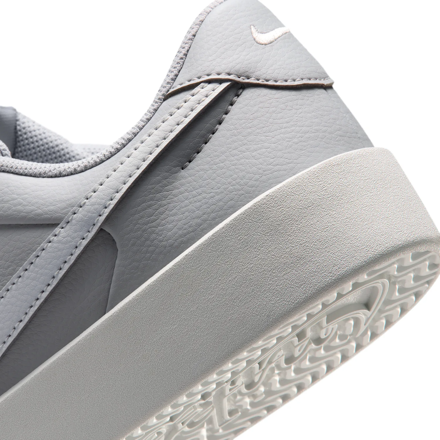Nike Court Heritage SL image 8