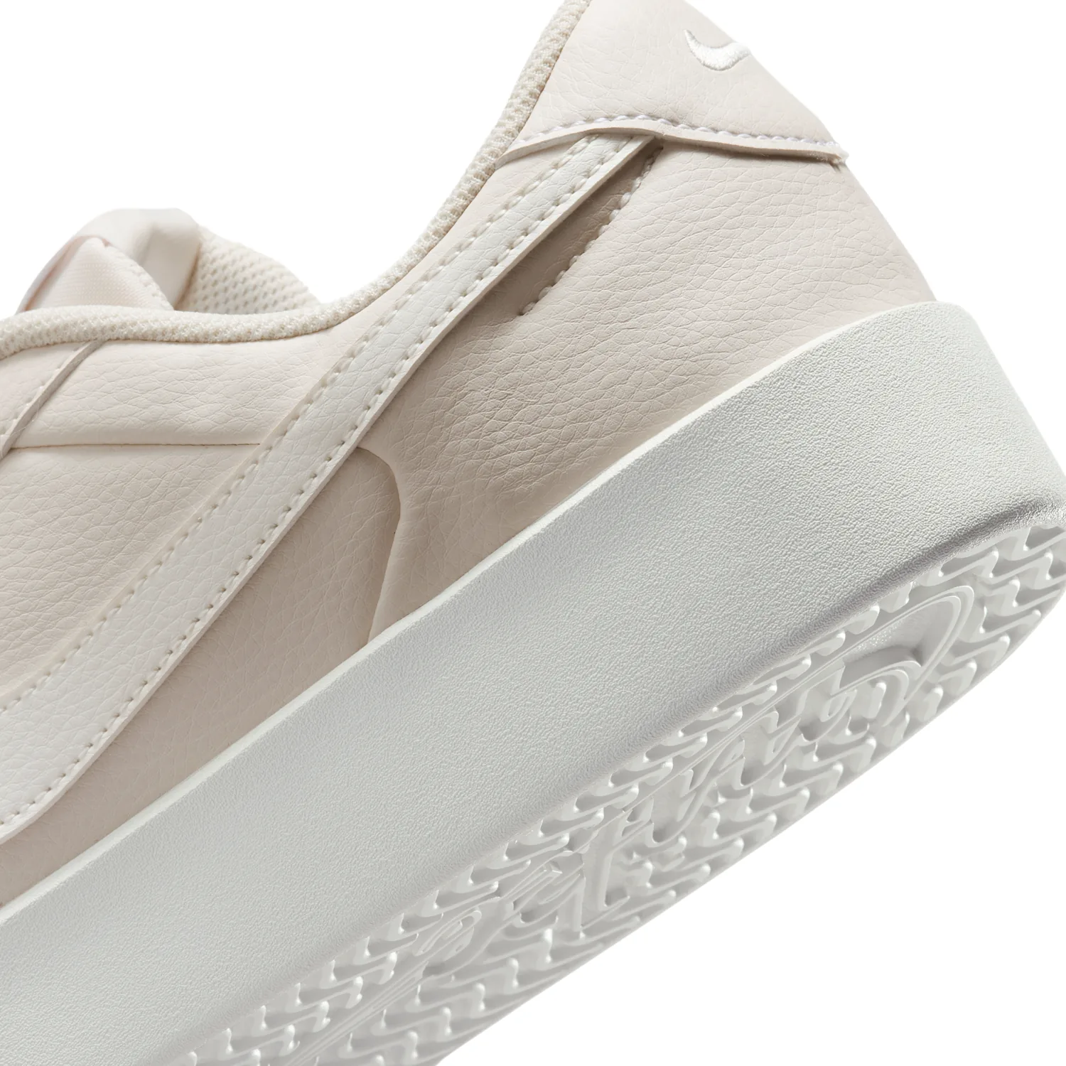 Nike Court Heritage SL image 8