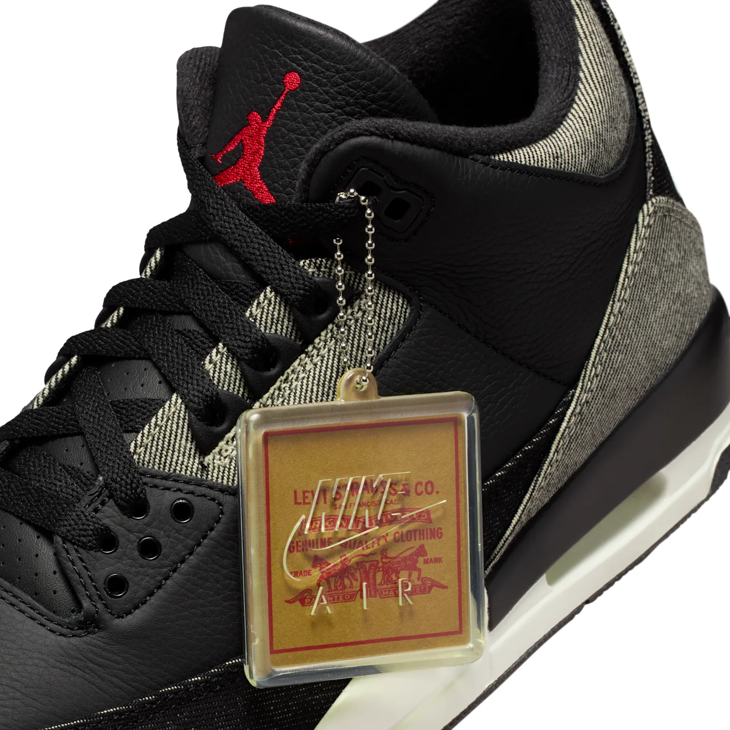 Air Jordan 3 x Levi's® "Black and White" image 2