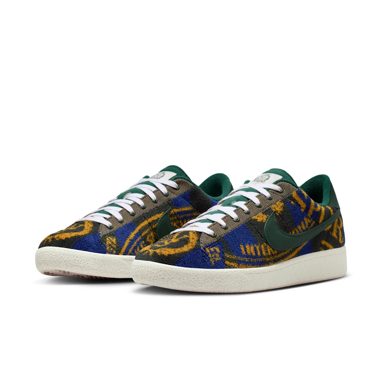 Nike Tennis Classic PRM image 5