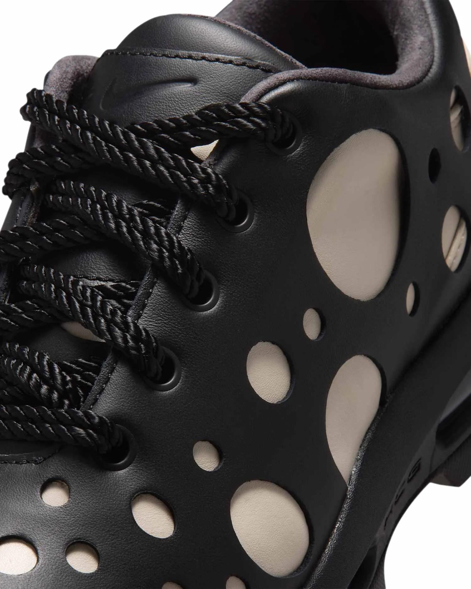 Nike Air Max Goadome Low SP image 7