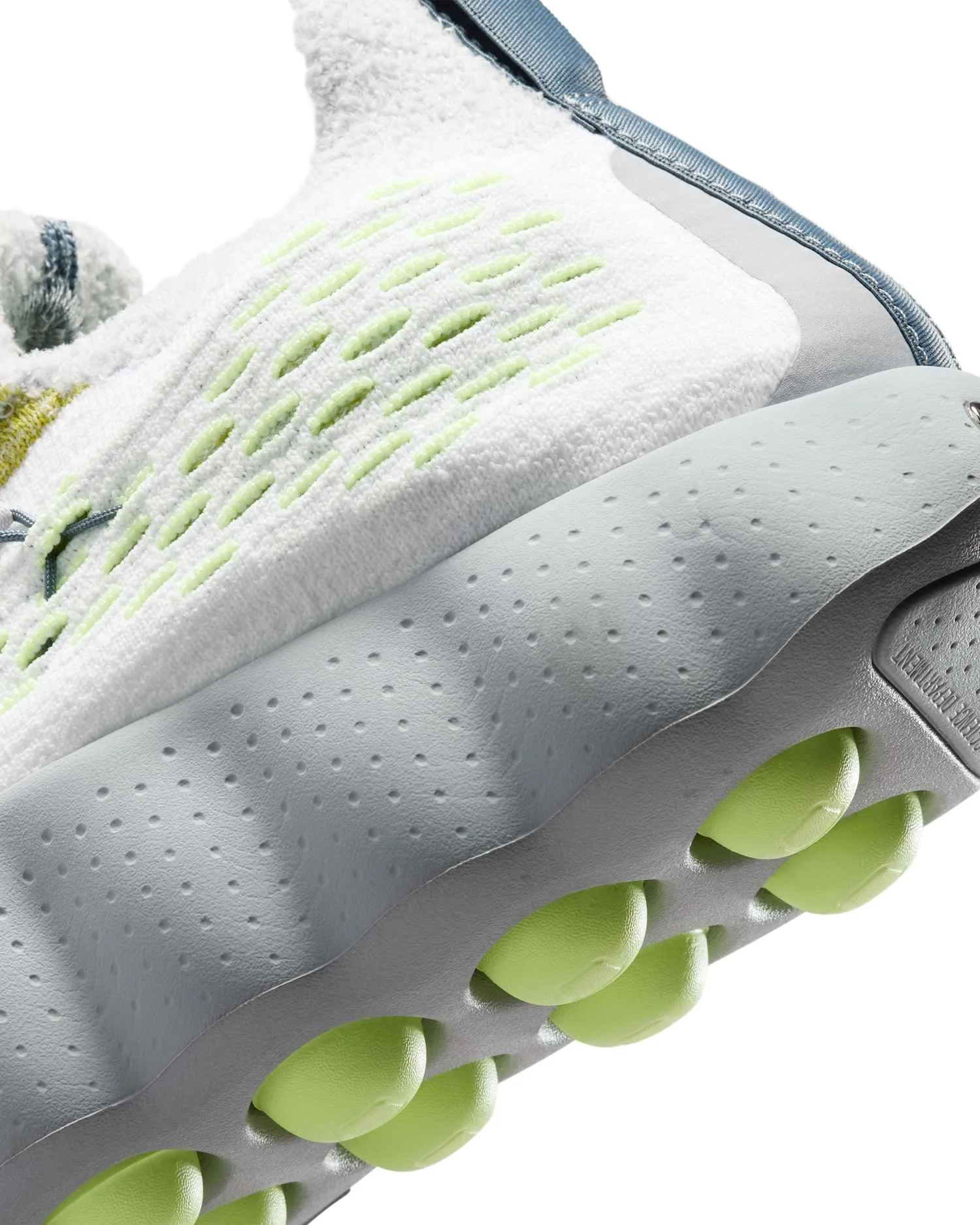 Nike Mind 002 Flyknit image 8
