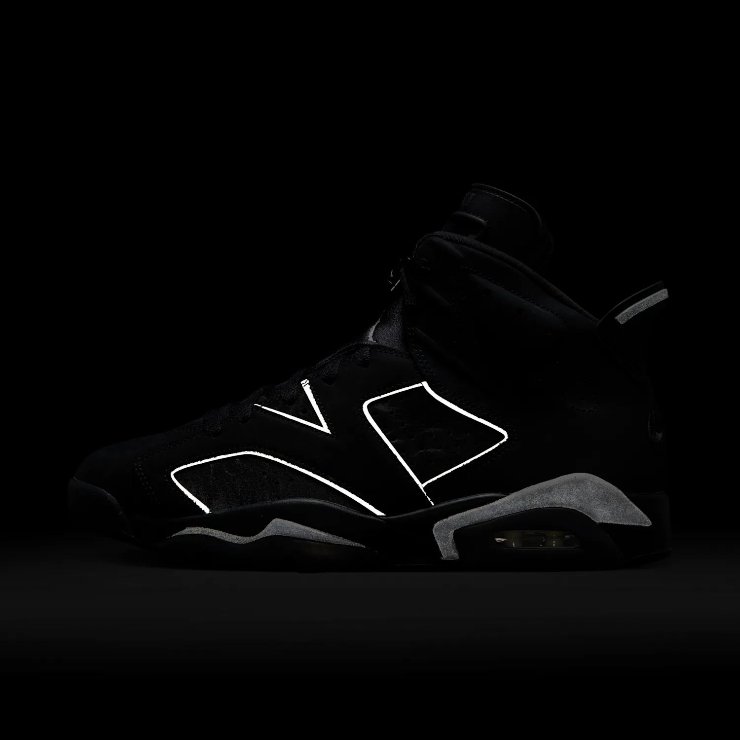 Air Jordan 6 "Cap and Gown" image 9