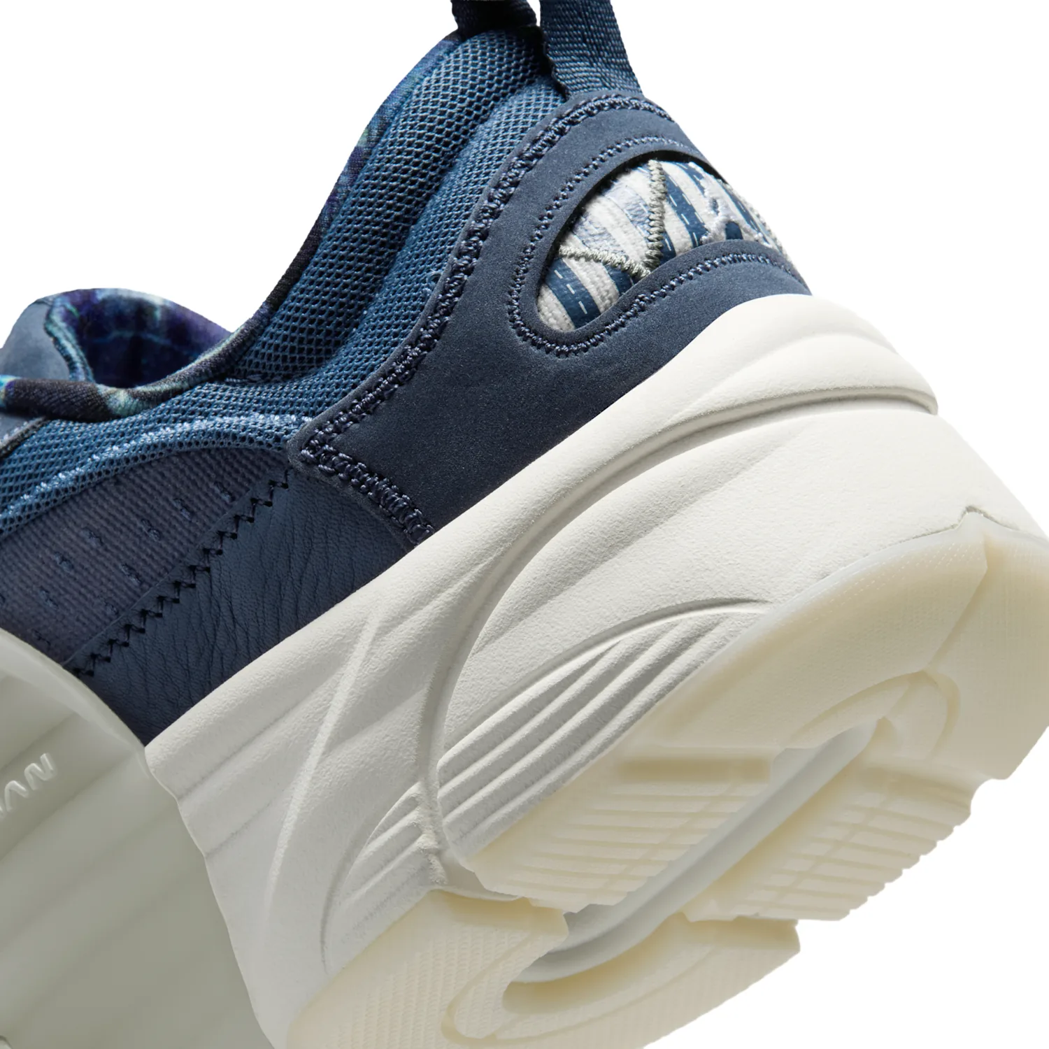 Jordan Trunner O/S image 8