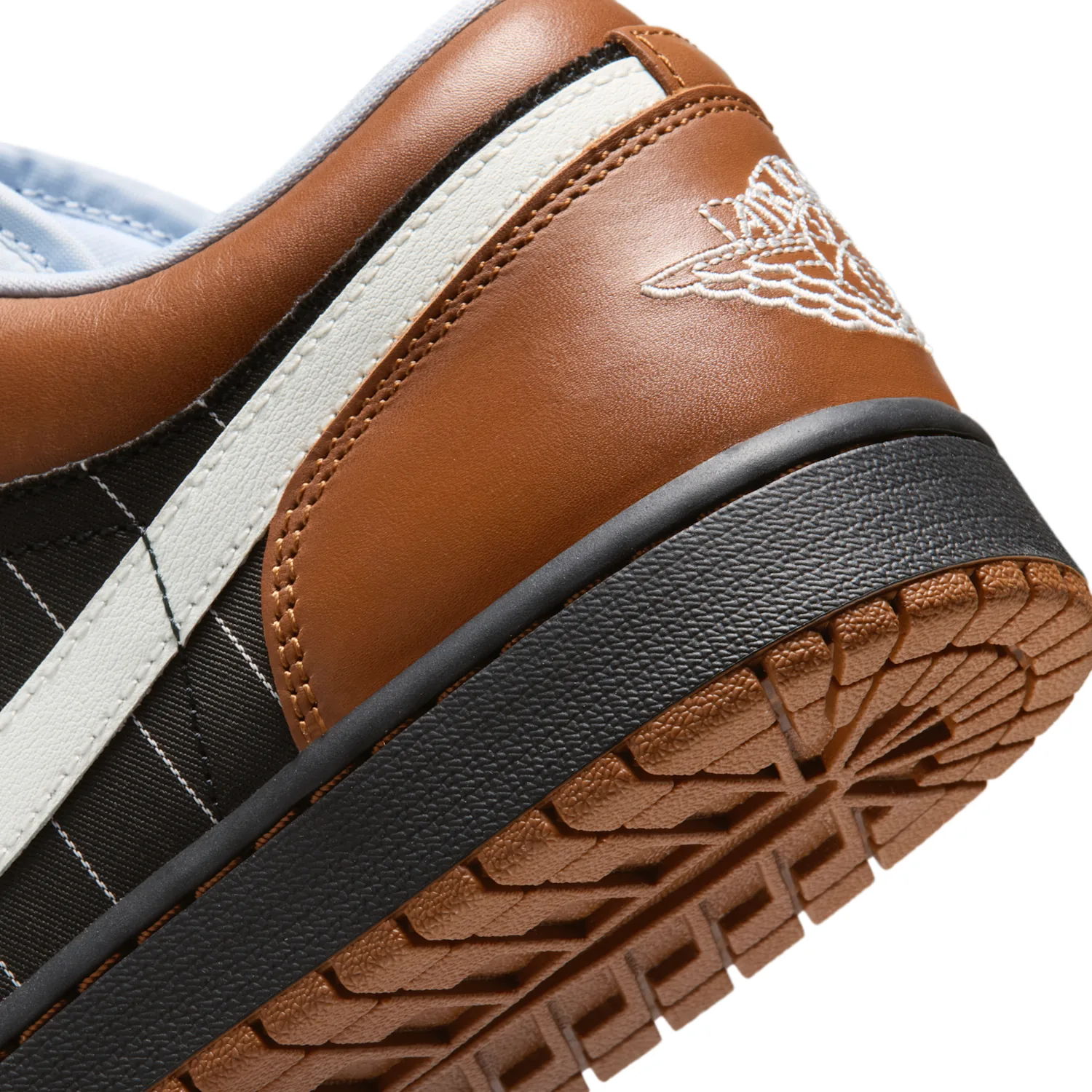 Air Jordan 1 Low SE image 9