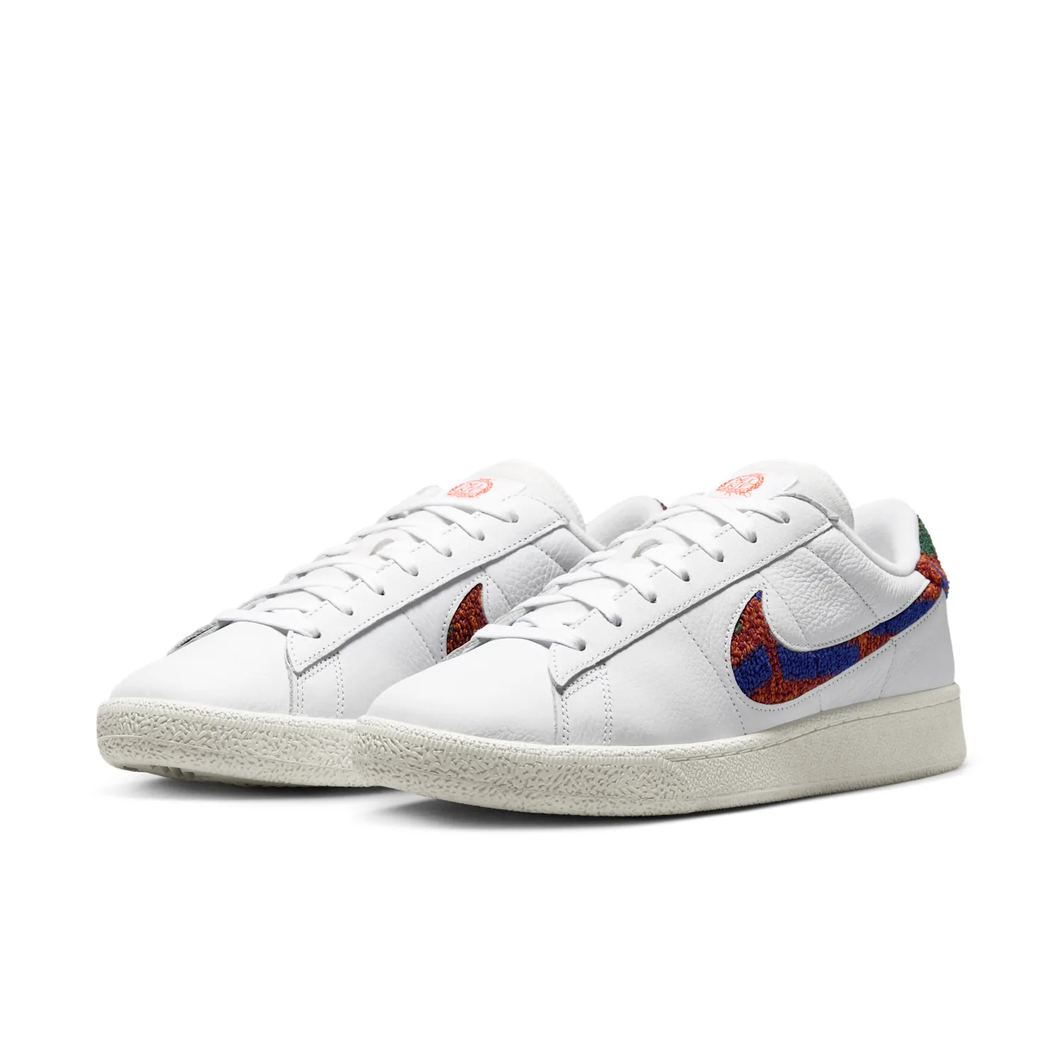 Nike Tennis Classic PRM image 5