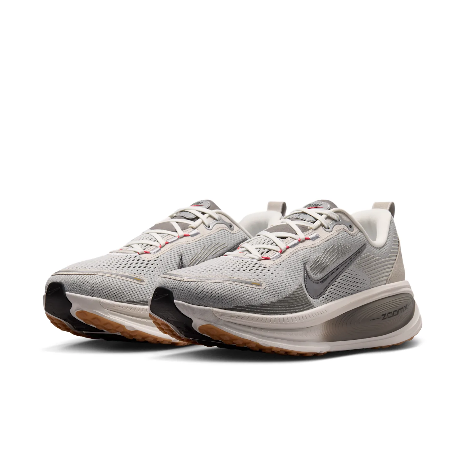 Nike Vomero 18 image 5