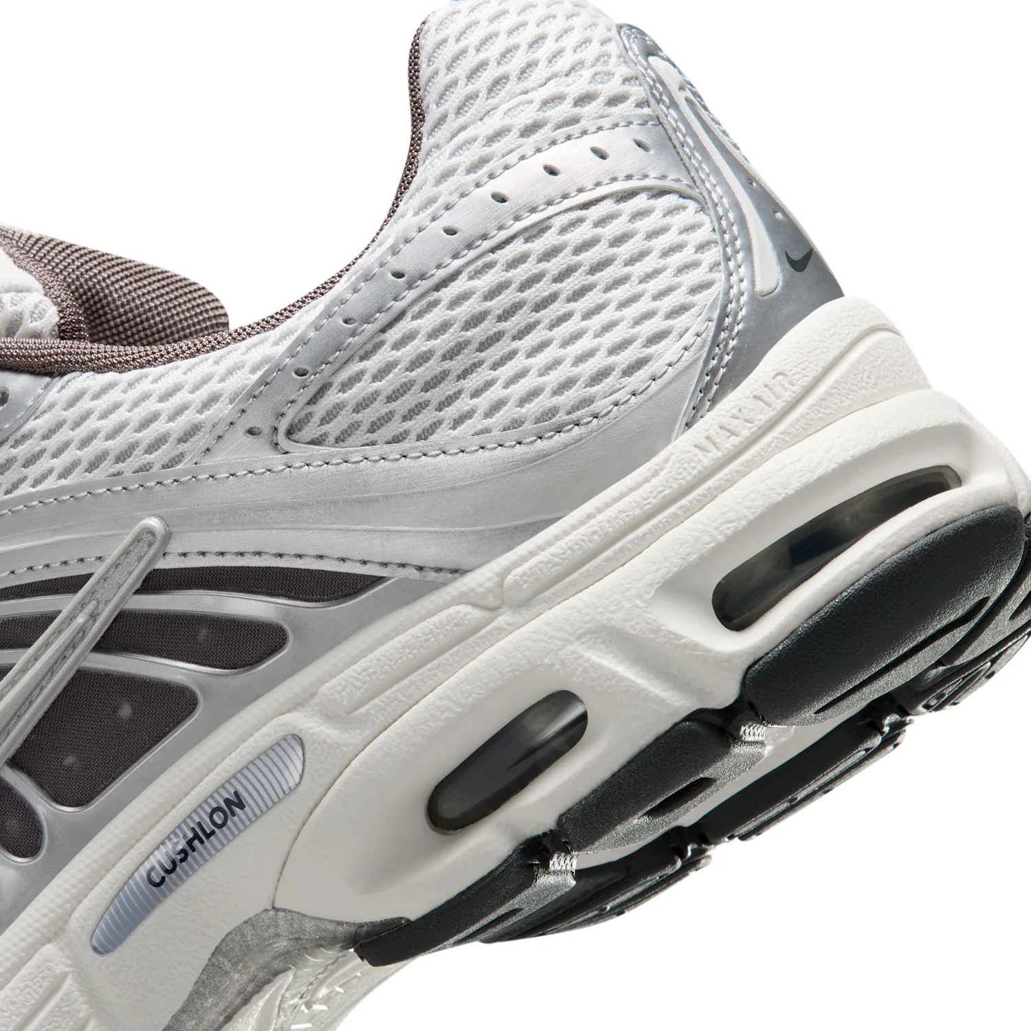 Nike Air Max Moto 2K image 8