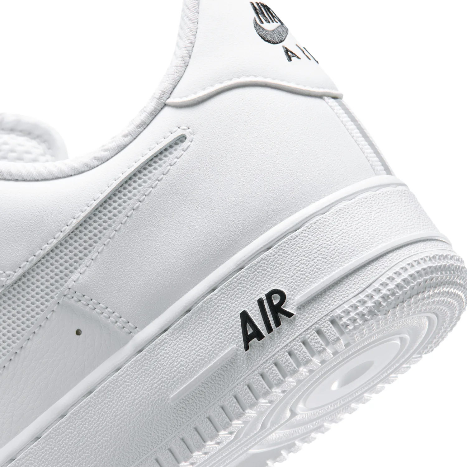 Nike Air Force 1 '07 LV8 image 8