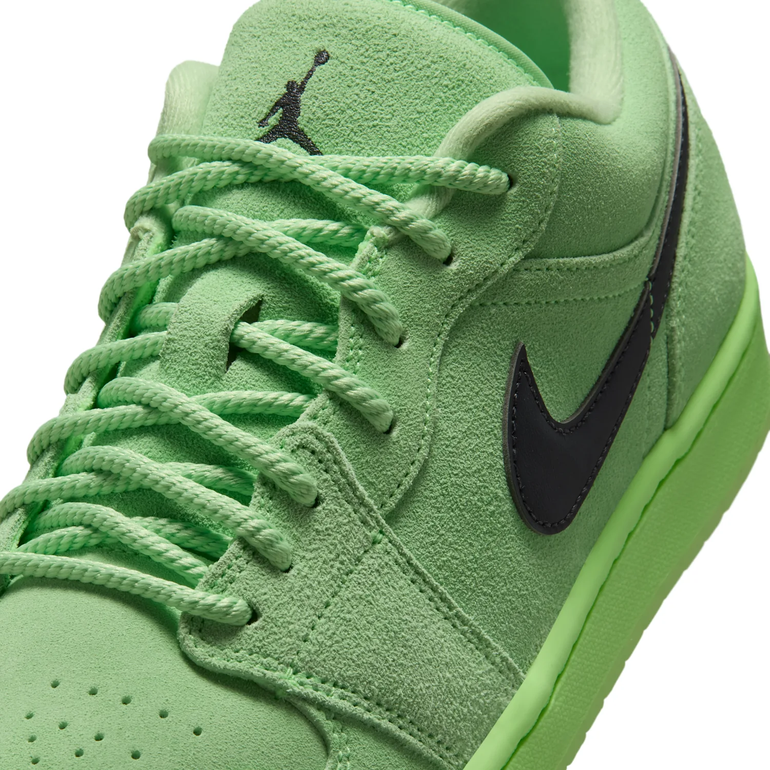 Air Jordan 1 Low SE image 8