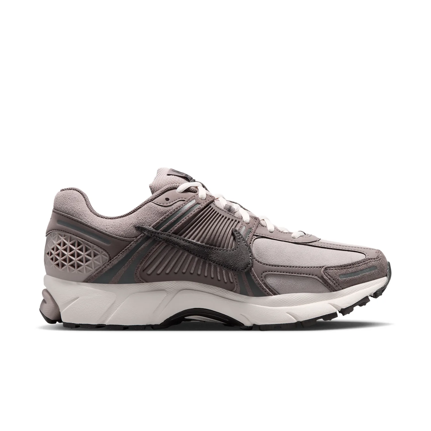 Nike Zoom Vomero 5 SE image 3