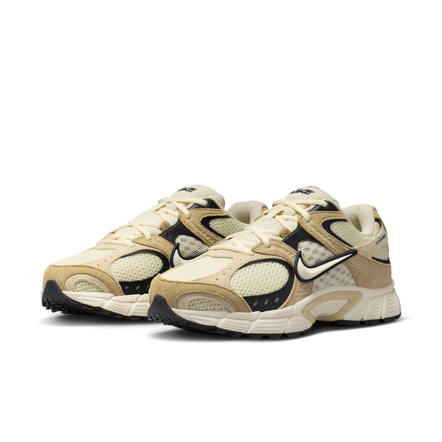 Nike V5 RNR Suede image 5