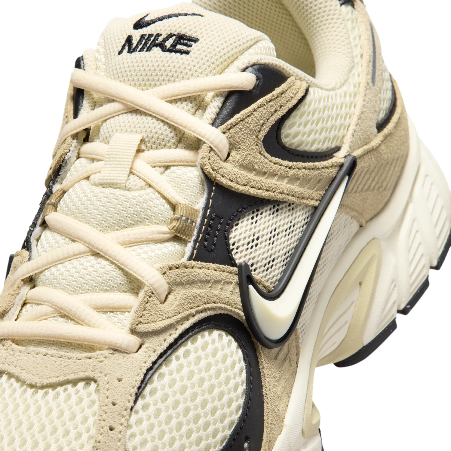Nike V5 RNR Suede image 7