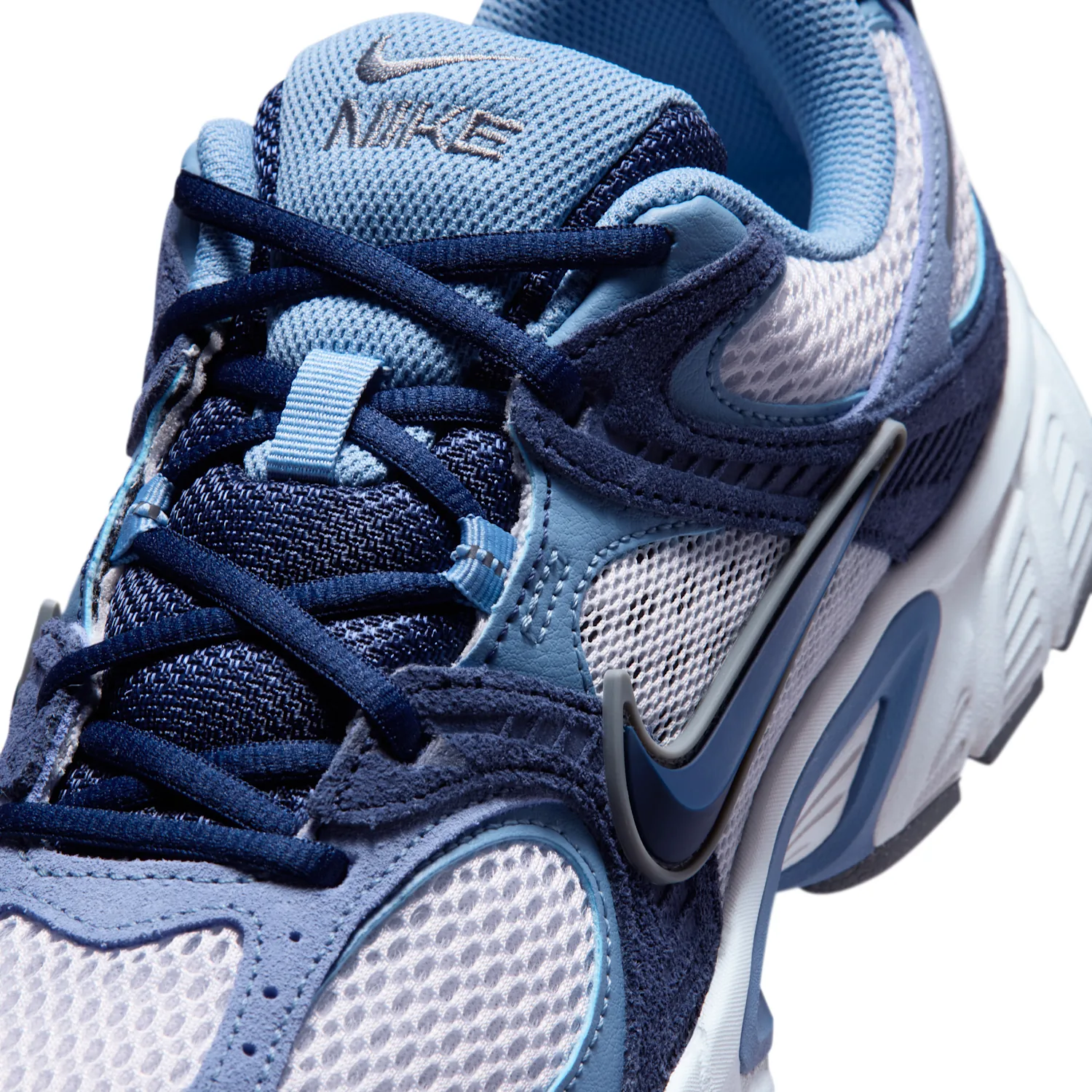 Nike V5 RNR Suede image 7