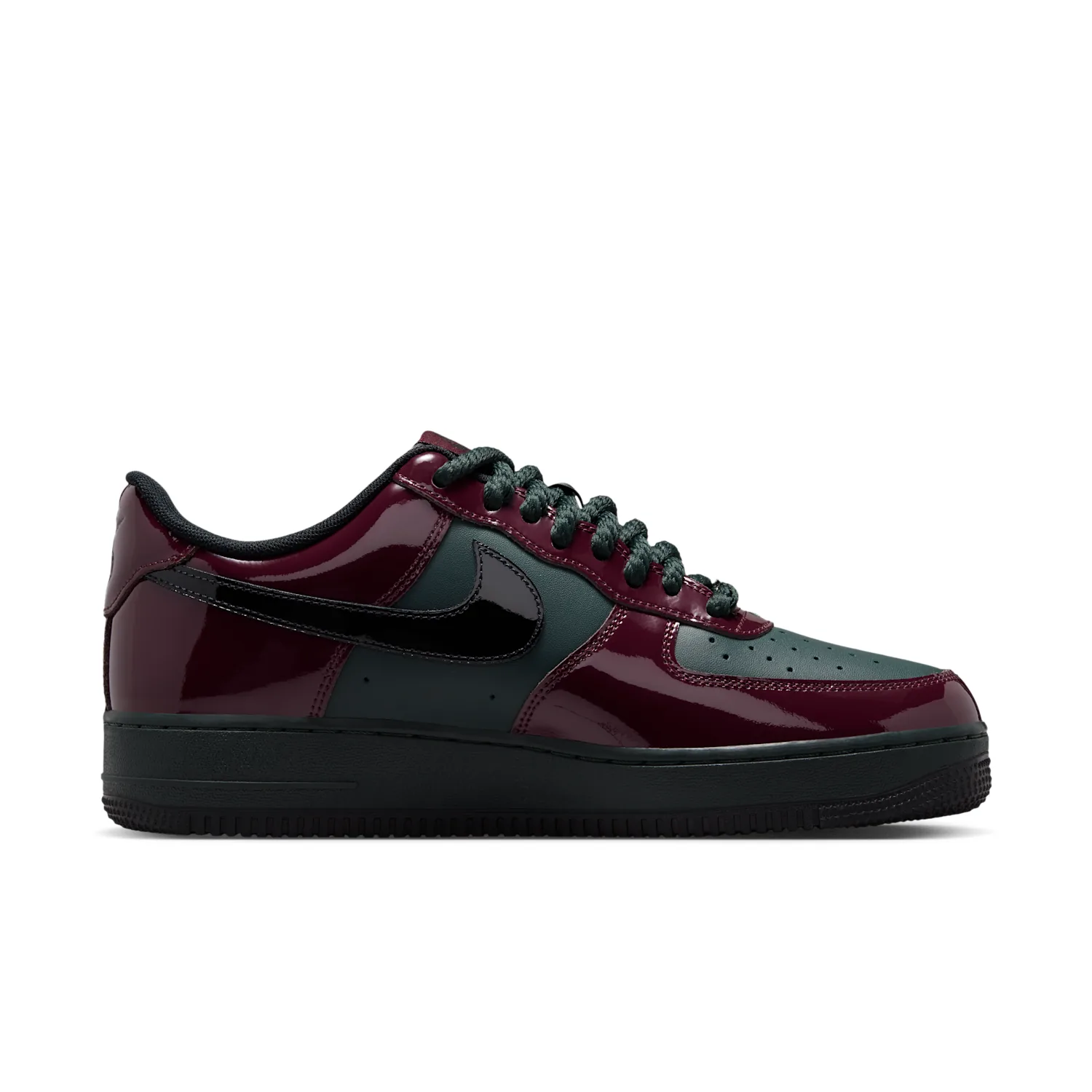 Nike Air Force 1 '07 LV8 image 3