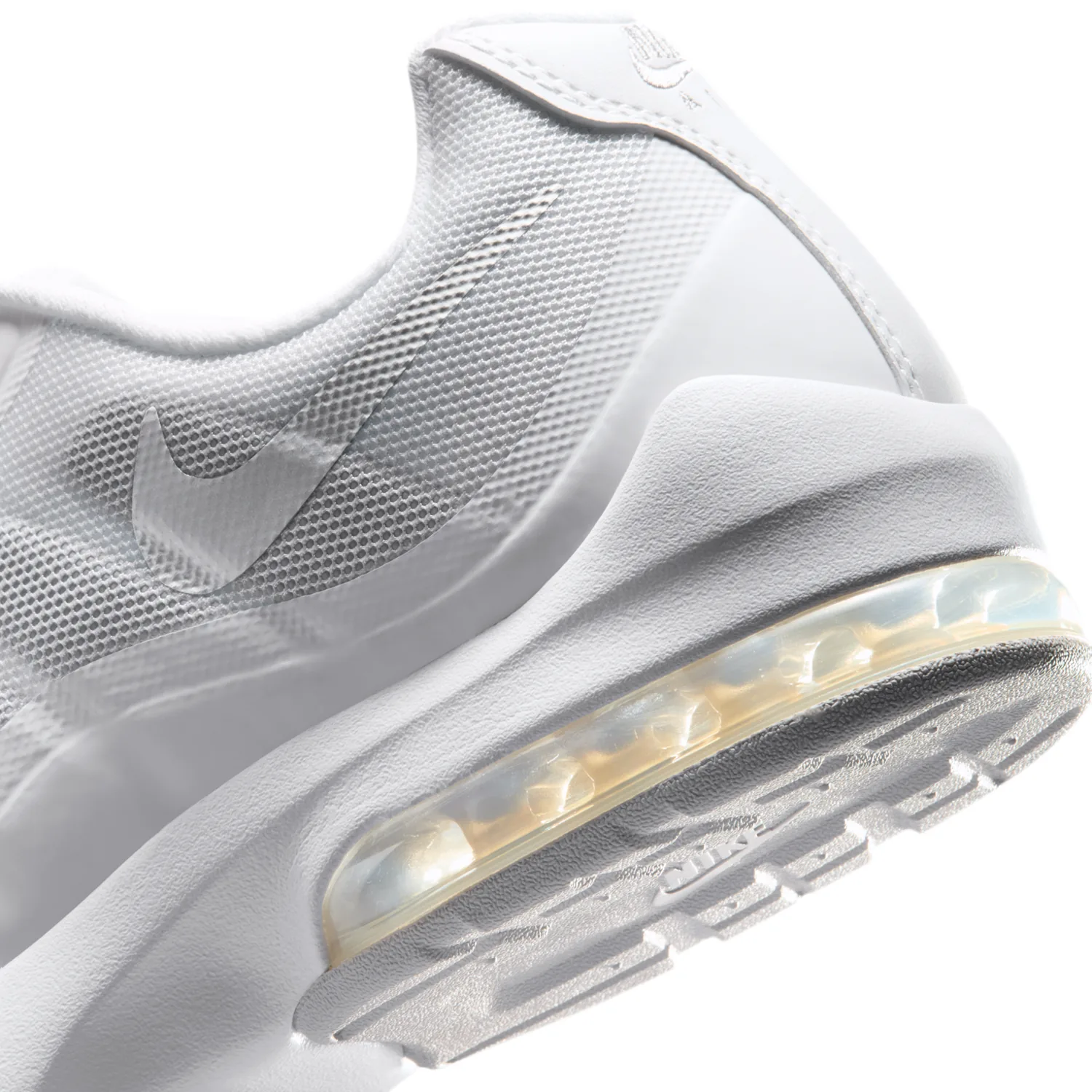 Nike Air Max Invigor image 8