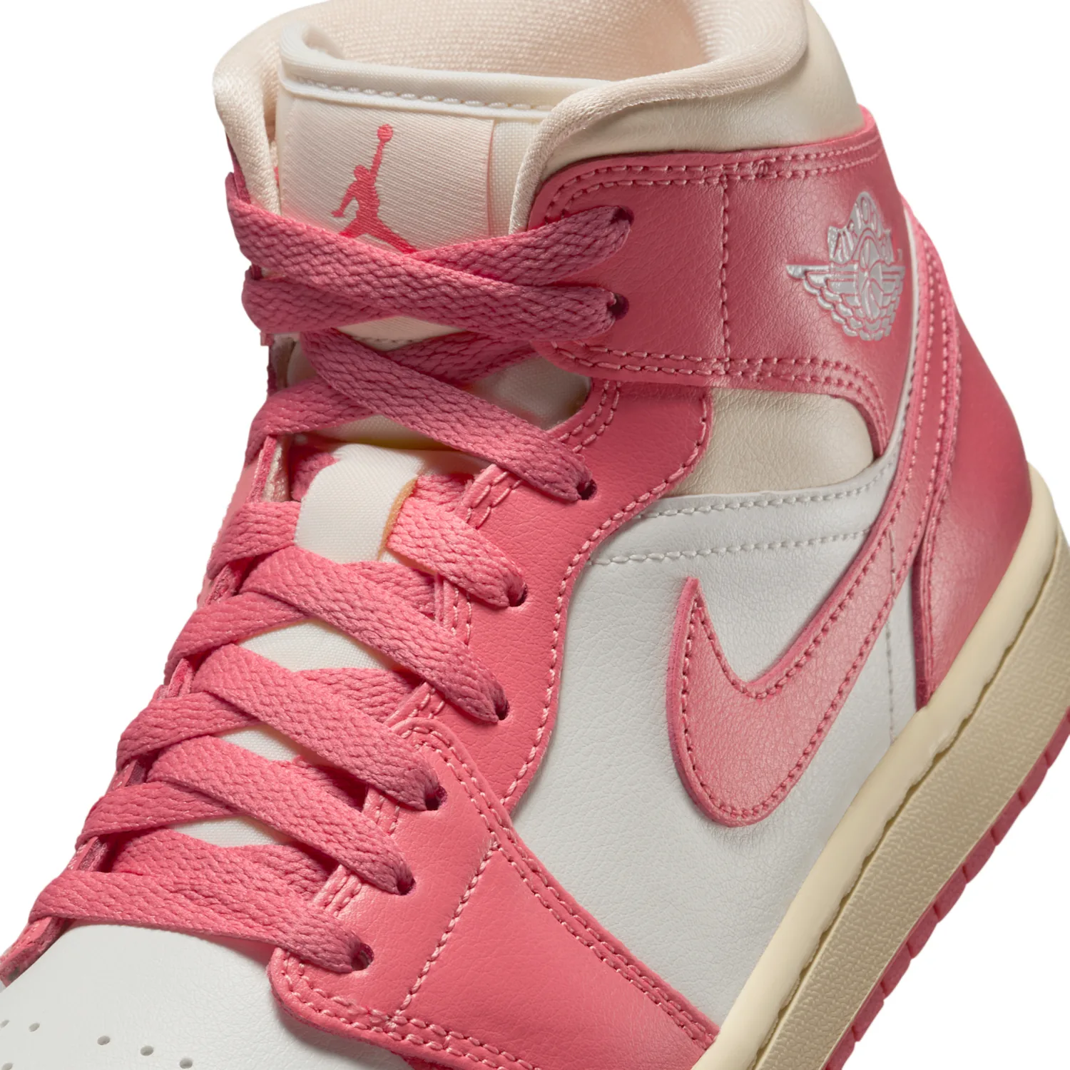 Air Jordan 1 Mid image 7