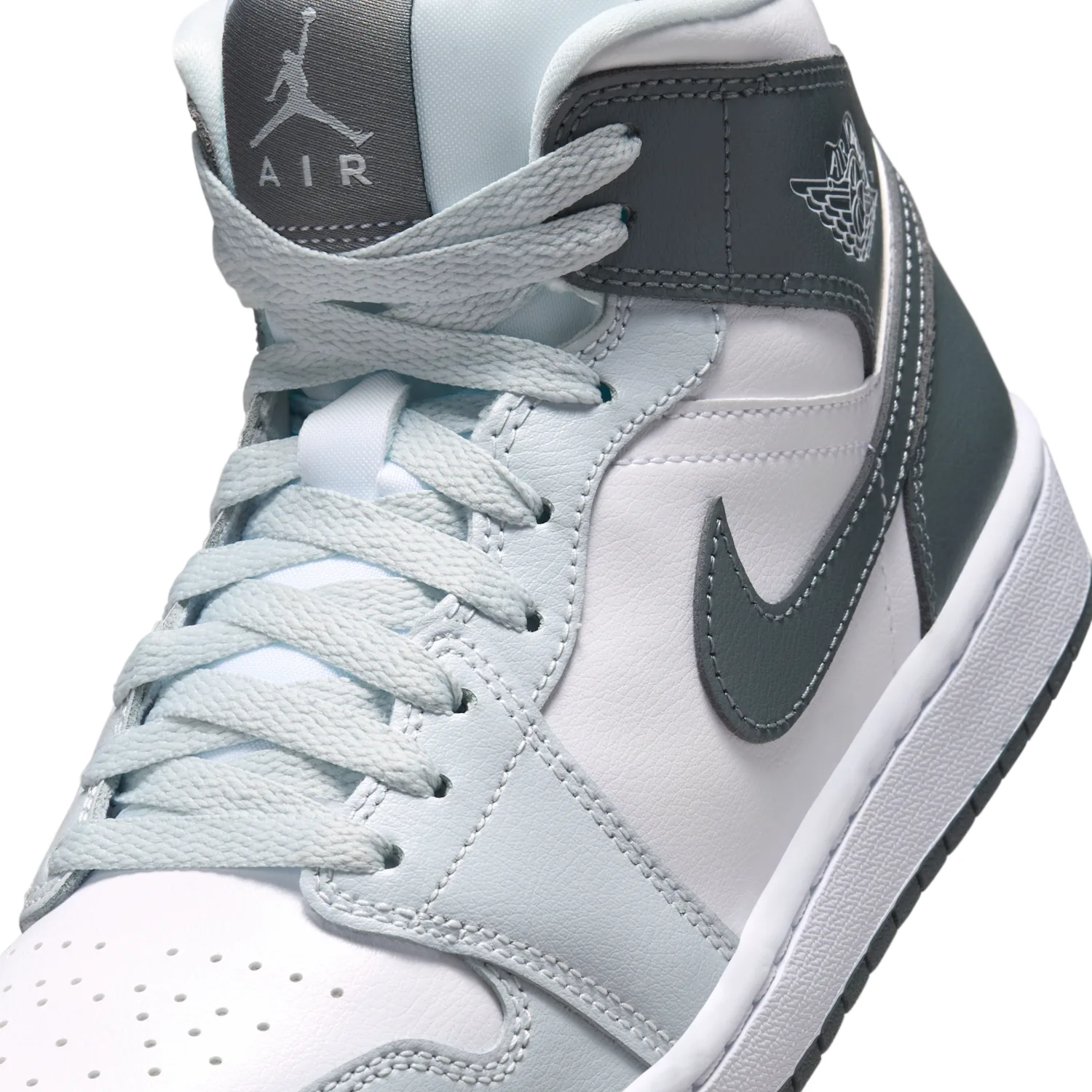 Air Jordan 1 Mid image 7