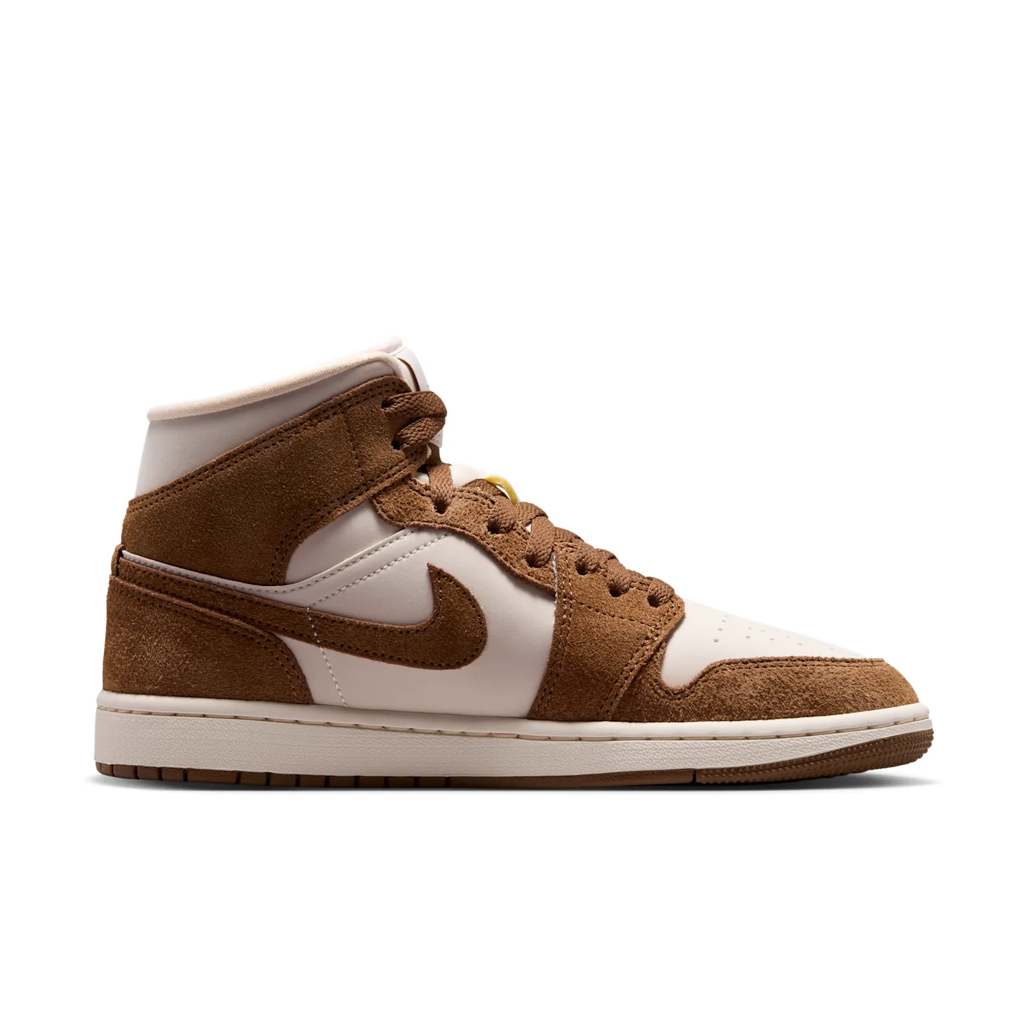 Air Jordan 1 Mid image 3