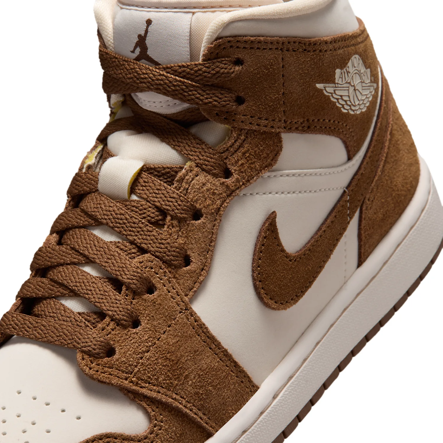 Air Jordan 1 Mid image 7