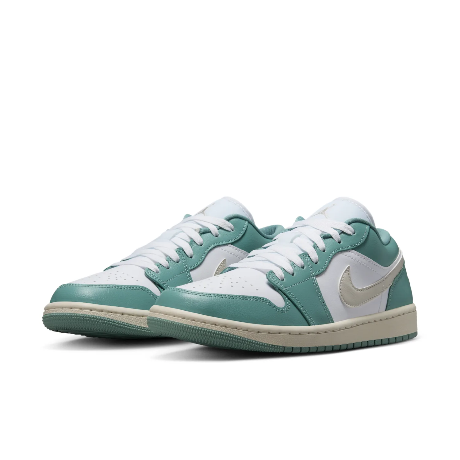 Air Jordan 1 Low image 5