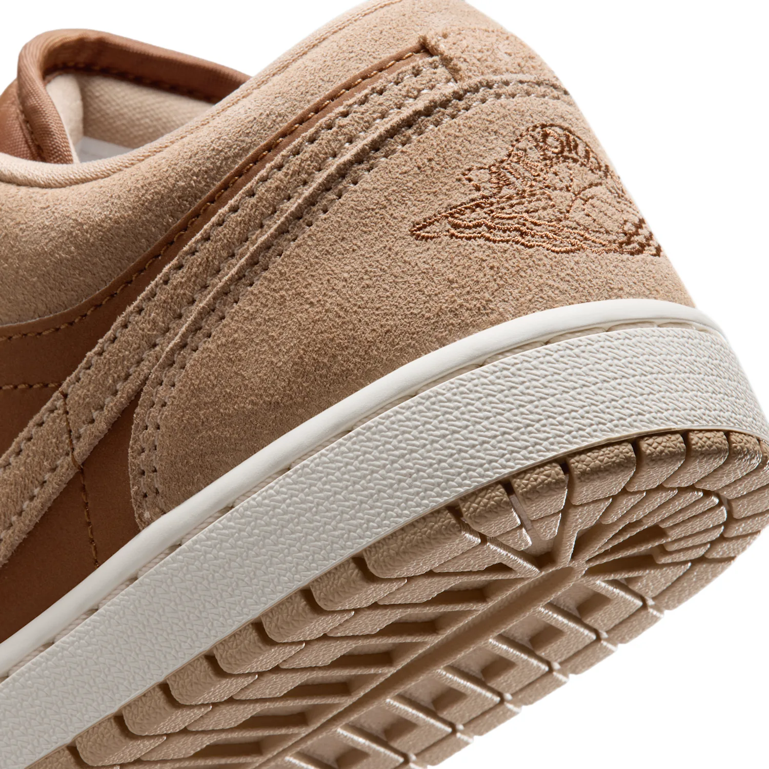 Air Jordan 1 Low image 8