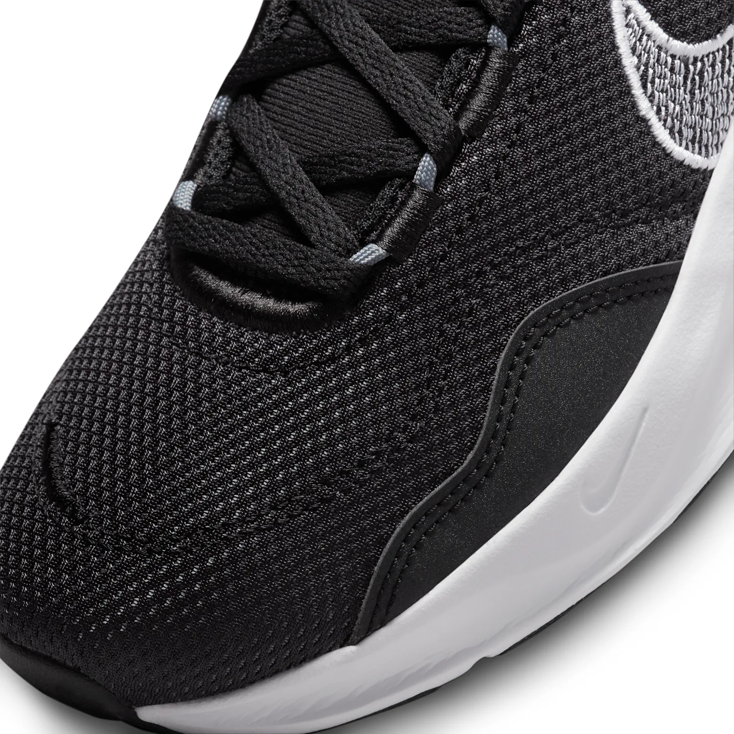 Nike Legend Essential 3 Next Nature image 7