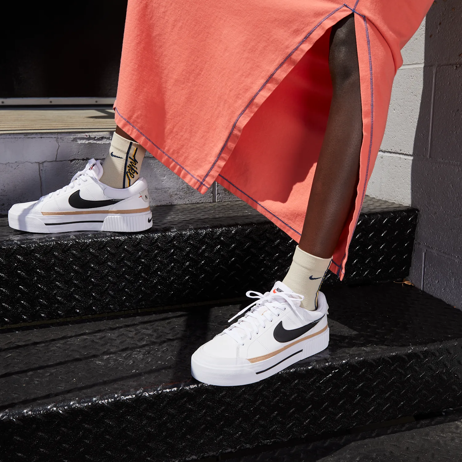 Nike Court Legacy Lift image 2