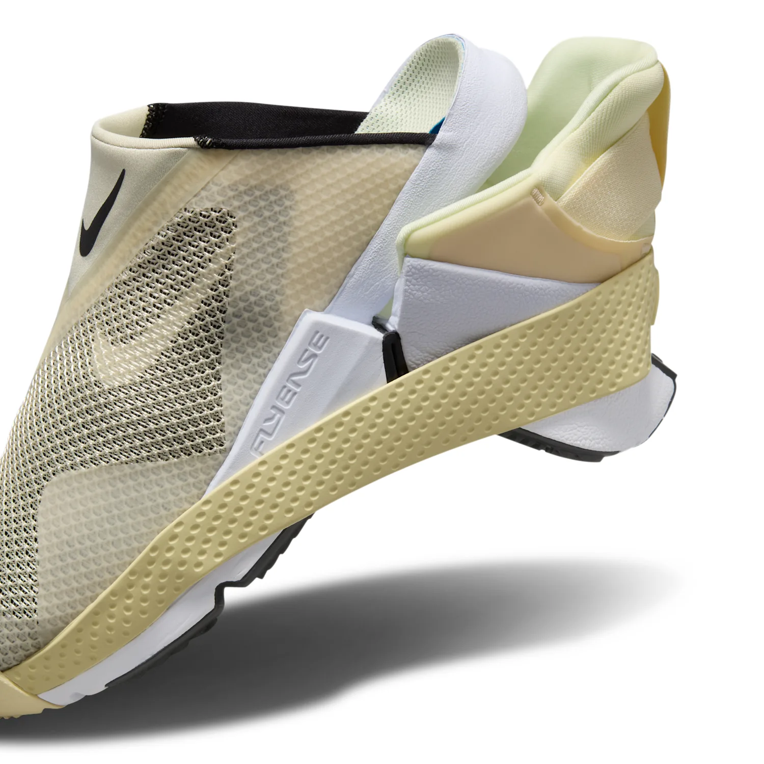 Nike Go FlyEase image 10