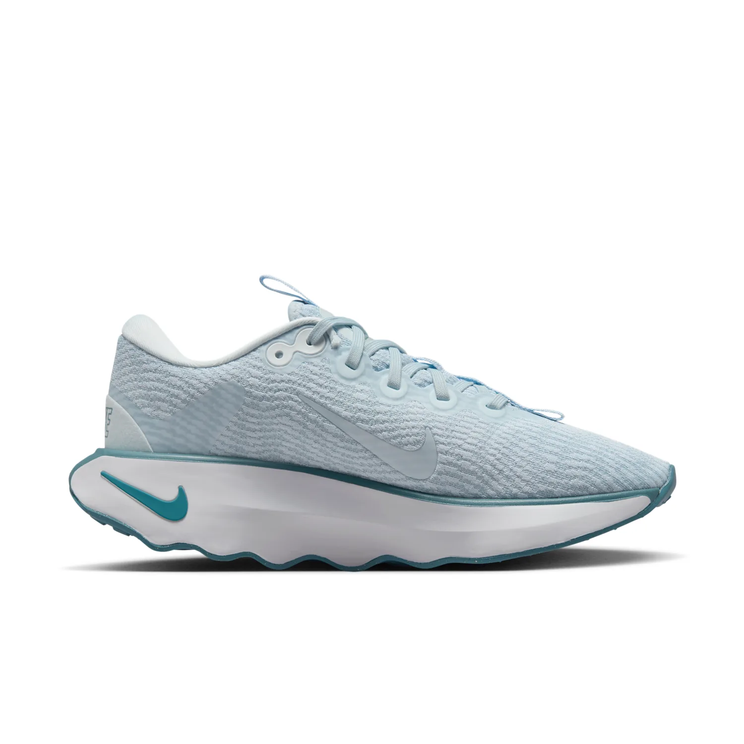 Nike Motiva image 3
