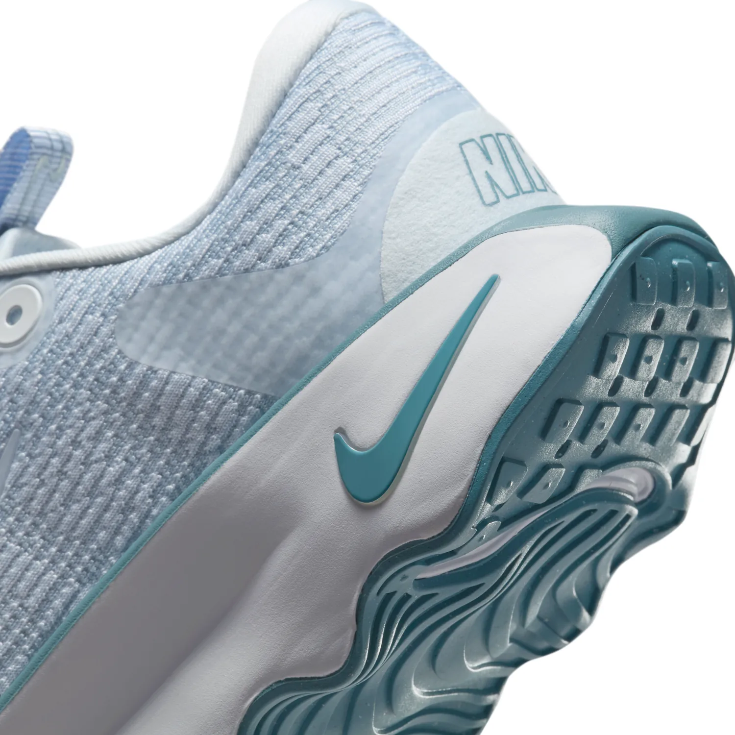 Nike Motiva image 8